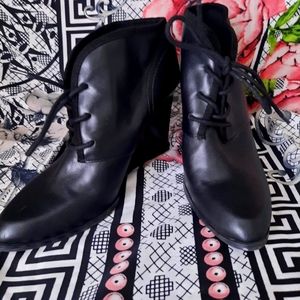 Nine West Black Bootie